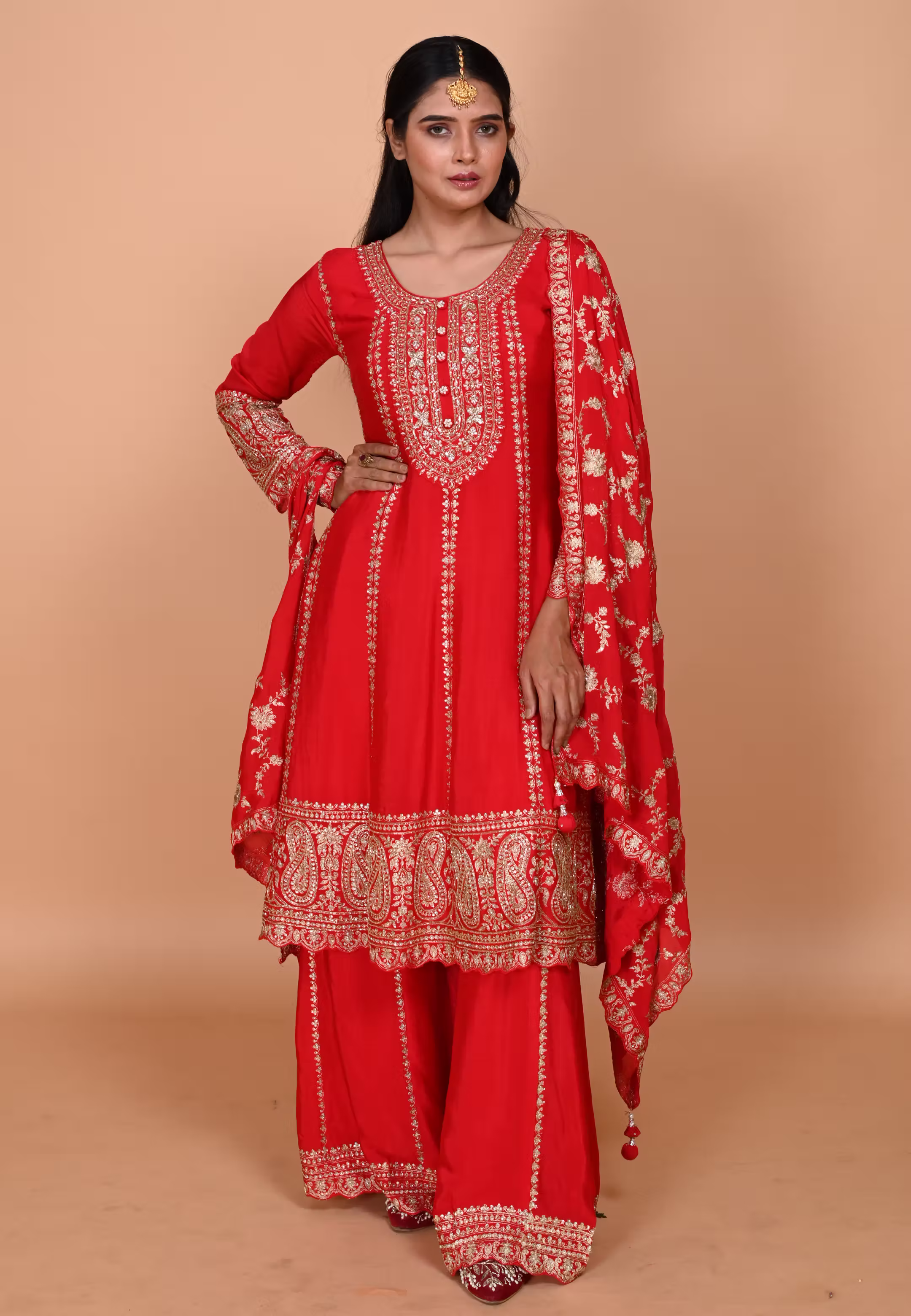 Paplom Suit With Garara